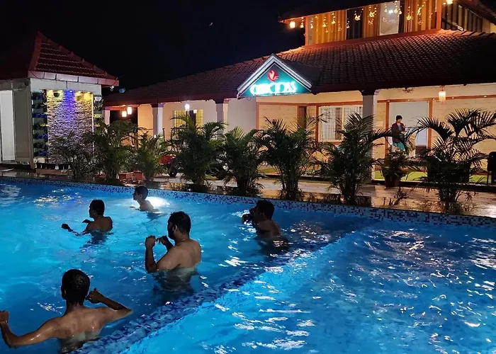Chirooss Resort